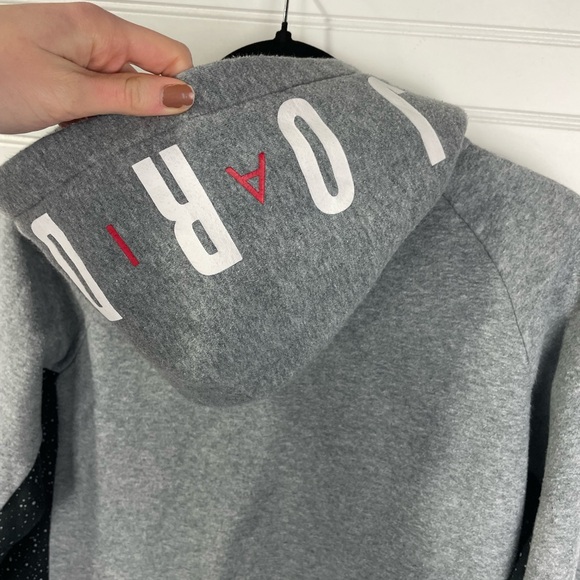Air Jordan Gray Sweatshirt XL Boys - Picture 3 of 9